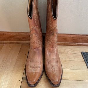 Old West Cowgirl boots in great condition. Worn one time. Genuine leather